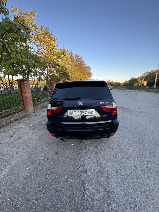 BMW X3 E83     2.0d    Повний привід xDrive