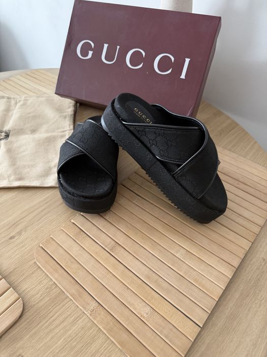 Klapki Gucci Marmot GG Sandały platforma