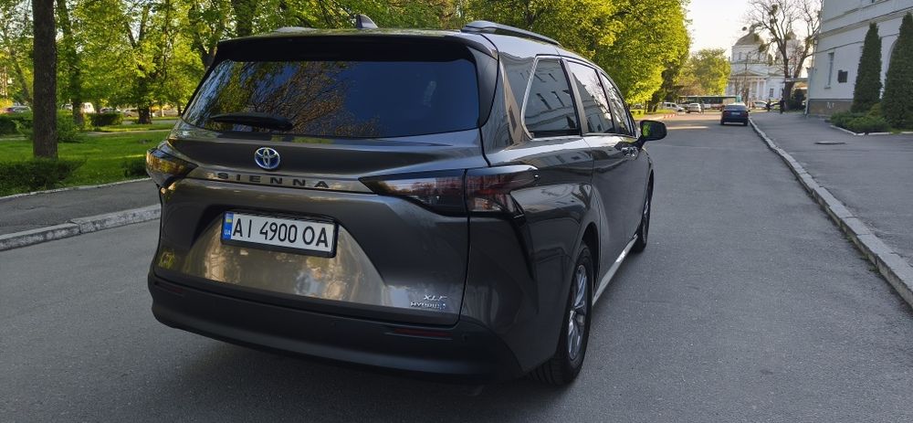 Toyota Sienna 2023