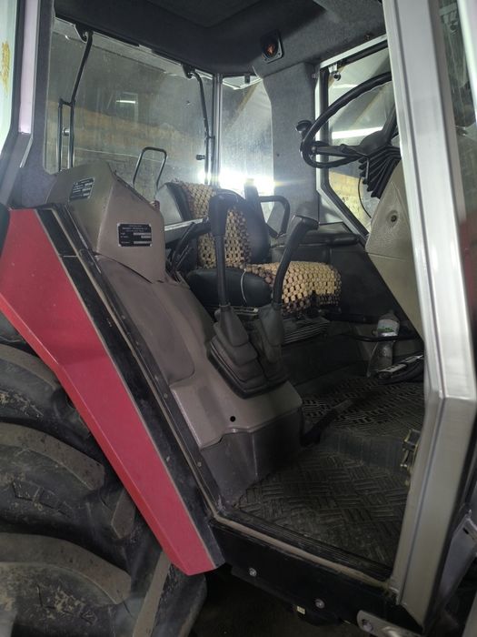 Трактор Massey Ferguson 3085