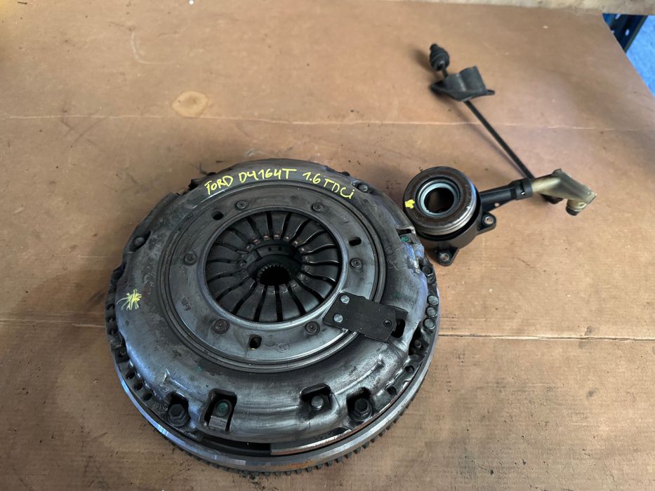 Volante Bimassa + Embreagem VOLVO S40 V50 1.6D D4164T COMO NOVO