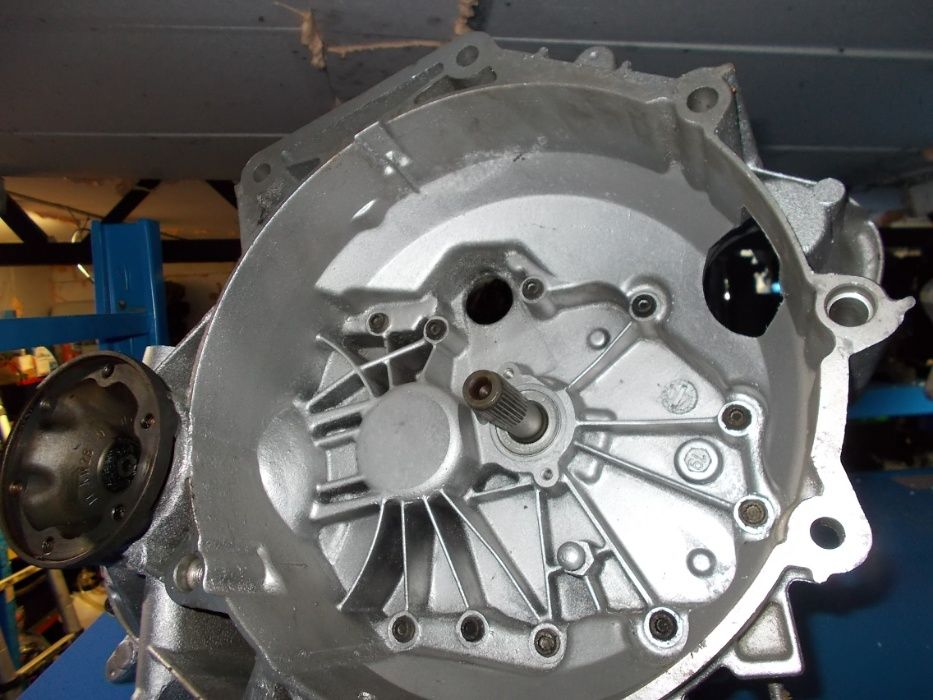 Skrzynia biegów vw touran 1.6 benzyna cng 2.0sdi