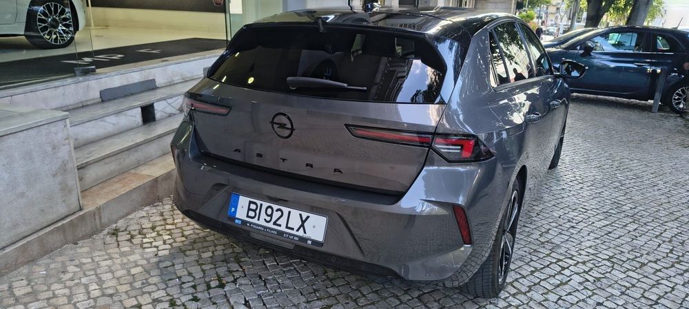 Opel Astra 1.2 T GS Aut.