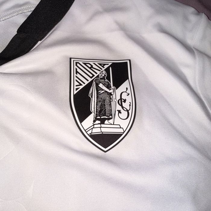 Camisola oficial de loja Vitória SC Tomás Händel #8