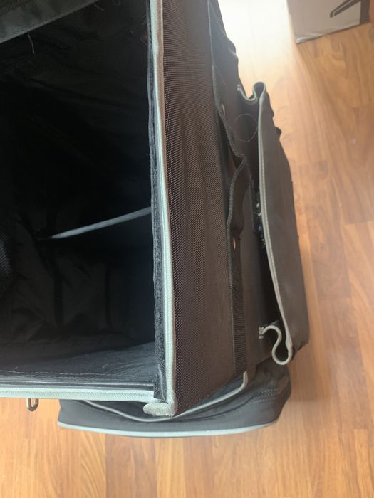 Trolley de hotelaria Rubbermaid -Baixa de preço! Excelente preço!