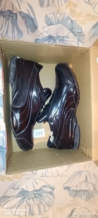 Кросівки PUMAДоя міста.Дуже зручні.