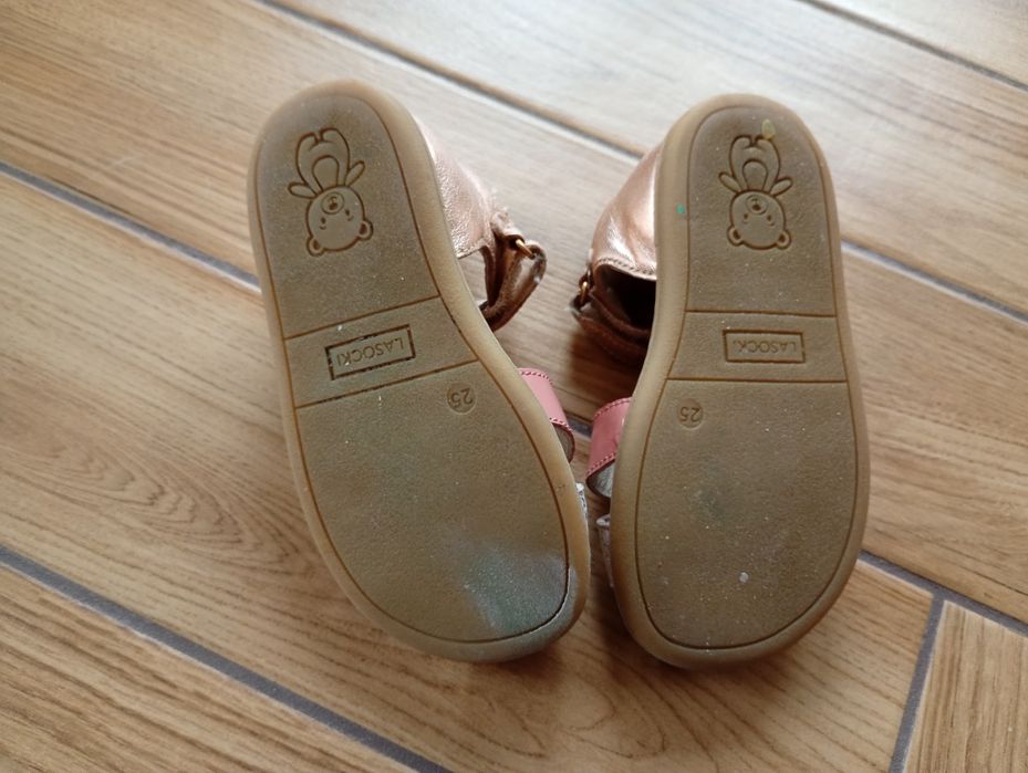 Skórzane sandałki dziewczęce Lasocki Kids 25