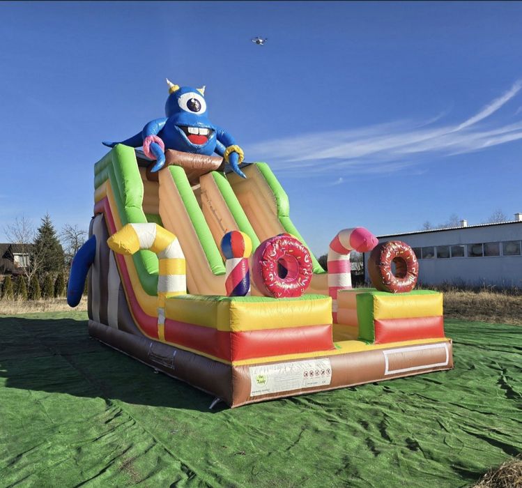 Wynajem zjeżdżalni dmuchańców