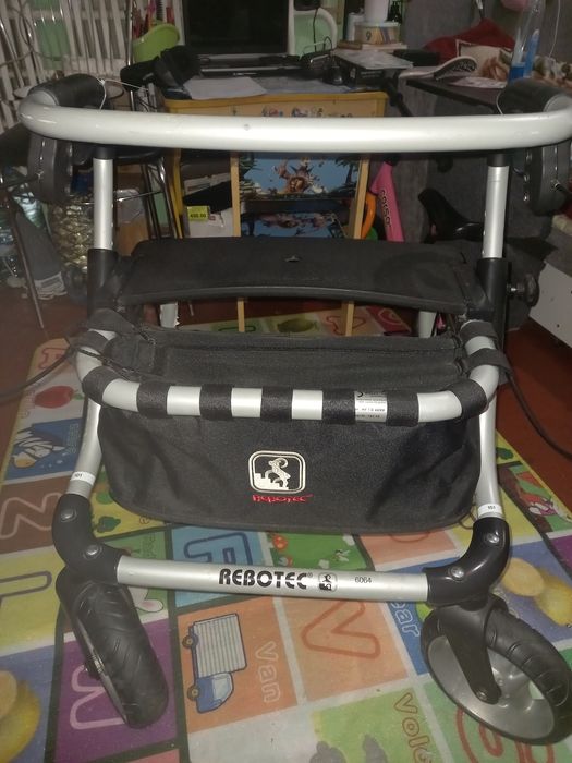 Ходунки на колесах