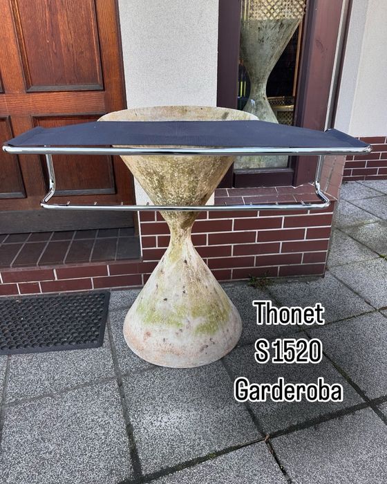 Thonet s1520 garderoba ścienna Bauhaus