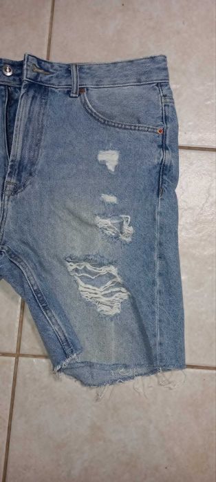 Calções Bershka tam. 40 (Azuis)