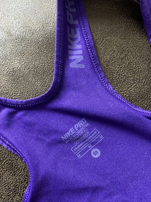 Майка спортивна жіноча Nike