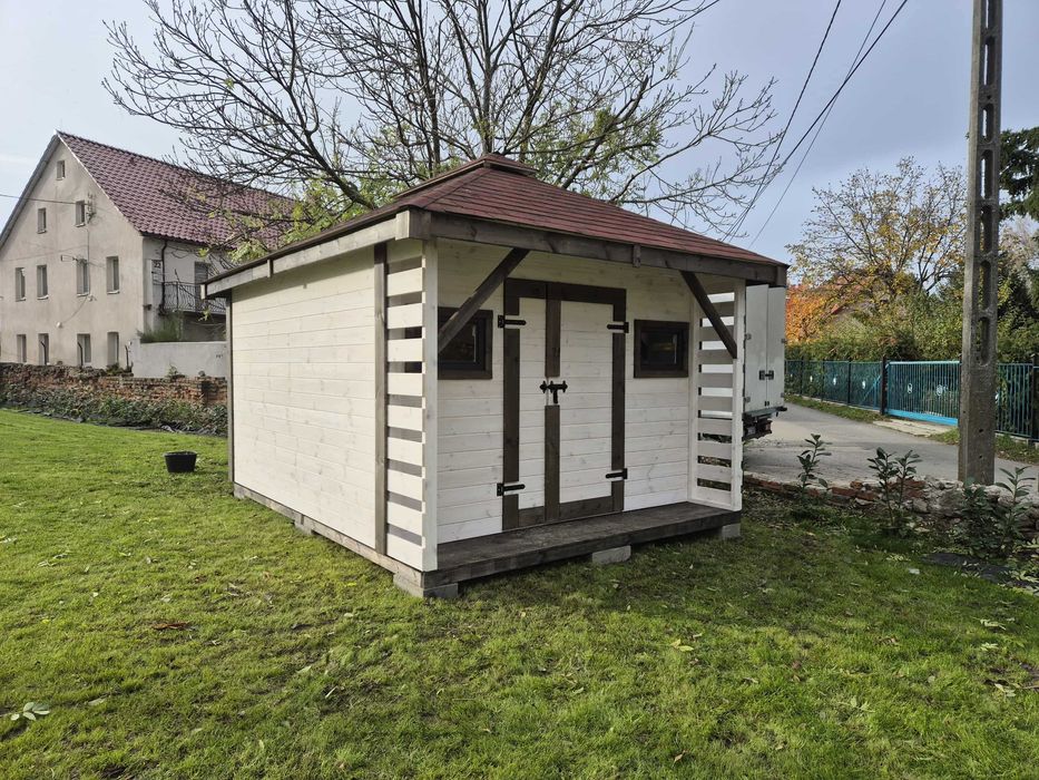 • • • • Domek narzędziowy • • • •  D25 5x3,5 m z tarasem  DREWNOTRIK