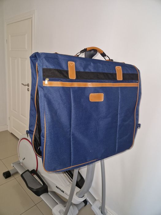 Pokrowiec walizka na garnitur sukienkę  składany  okazja