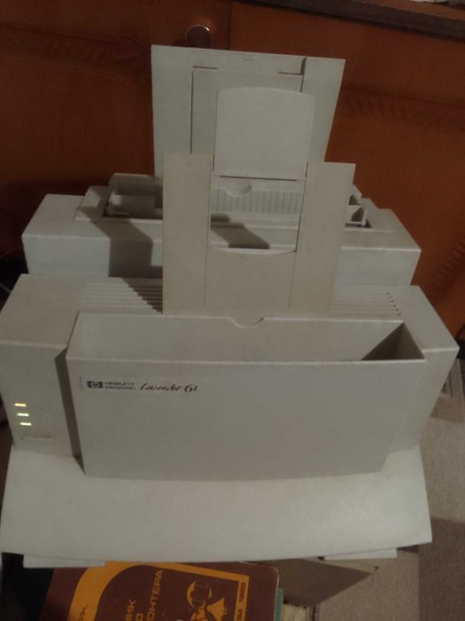 принтер HP лазерний