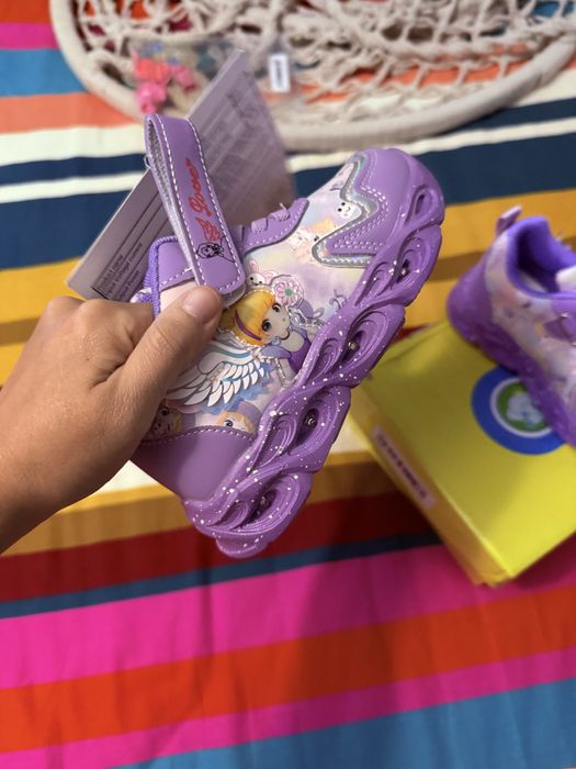 Sapatilhas criança com luzes [NOVO C/ETIQUETA]