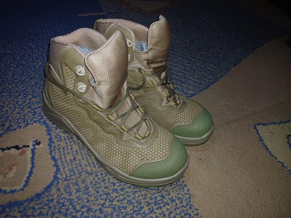 Берци зимові високі