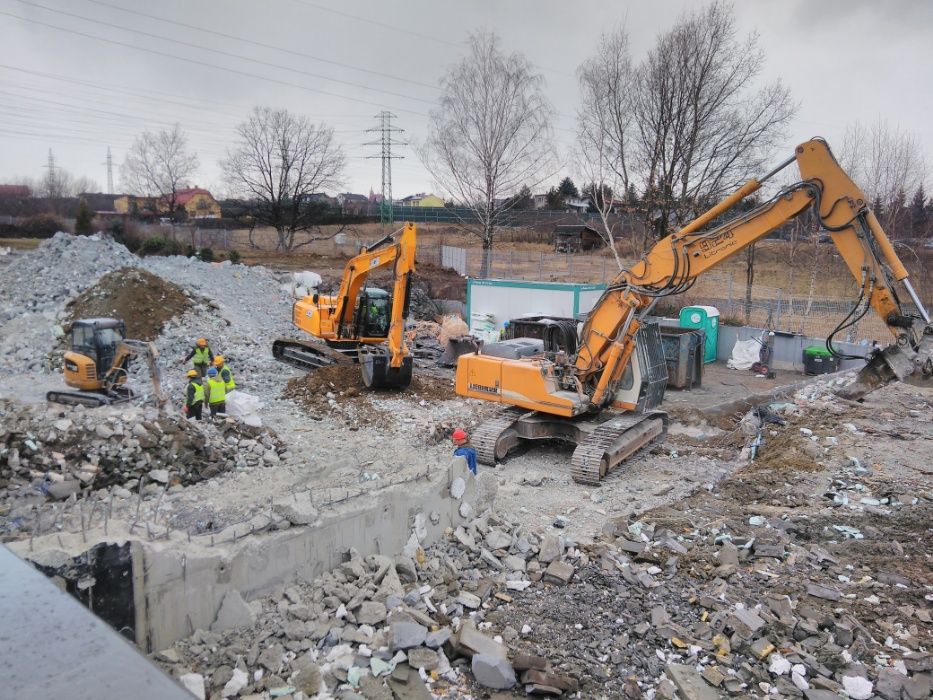 Koparka do wyburzeń koparka wyburzeniowa rozbiórki  wyburzenia młot.
