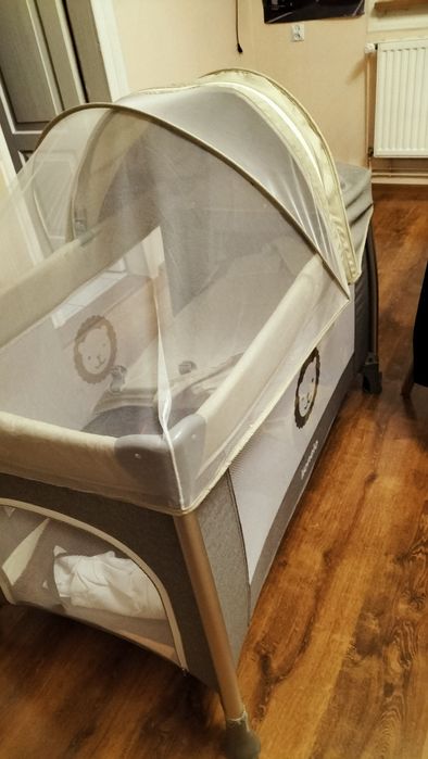 Łóżeczko turystyczne