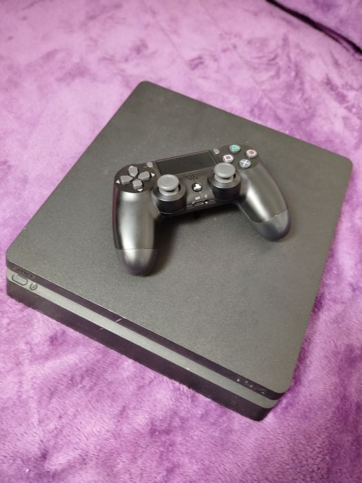 Consola PS4 Slim 1T