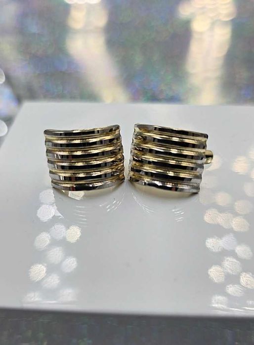 585 Złote kolczyki angielskie diamentowane