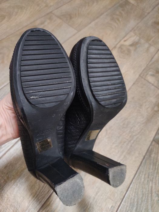 Туфли Carlo Pazolini р.37 в хорошем состоянии