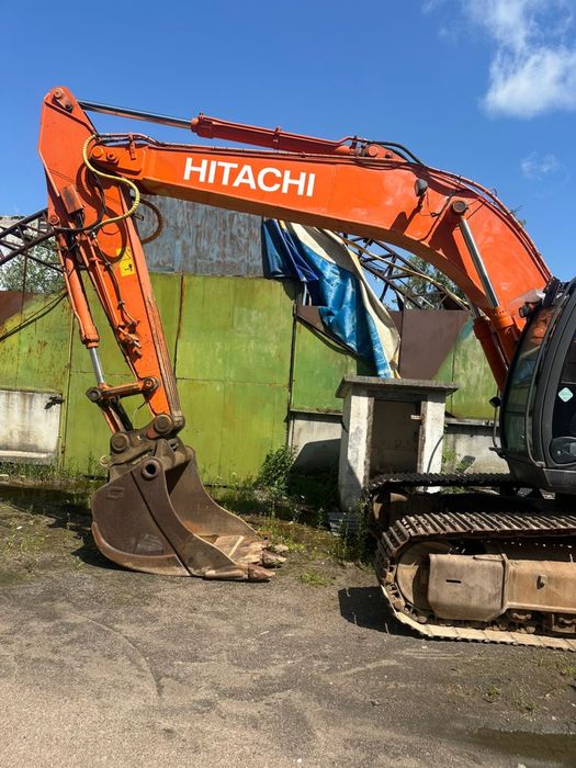 Продажа экскаватора  Hitschi ZX280 LC-5 2010 год