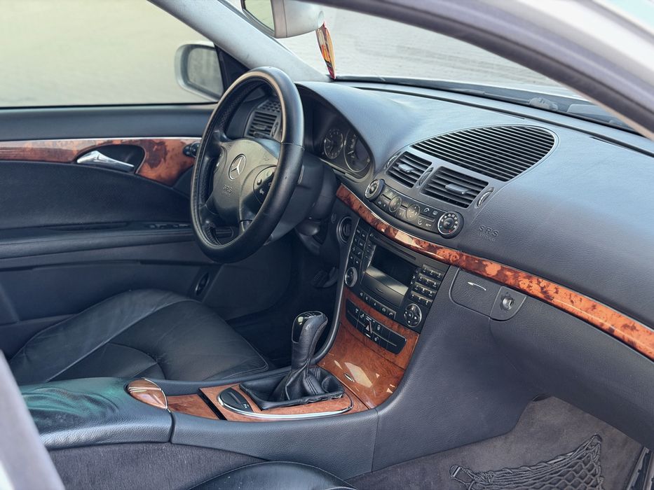 Mercedes Benz W211 E class 2.2 CDI