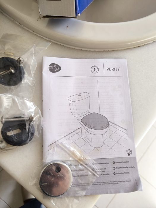 Tampa de sanita Sensea cor nogueira NOVA