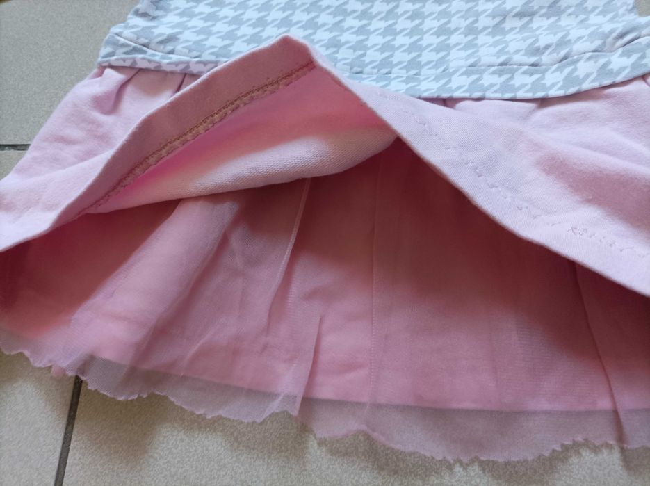 Sukienka dziecięca z cekinowym serduszkiem, roz. 74 - handmade