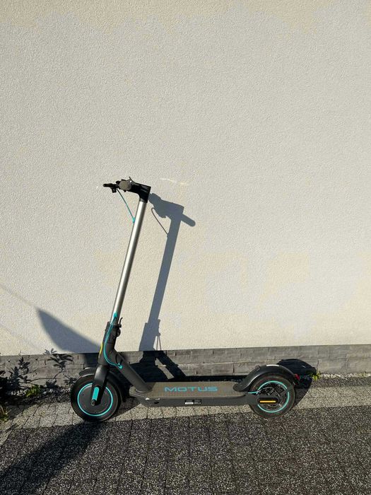 Hulajnoga MOTUS pierwszy właściciel  3000tys km przejechane