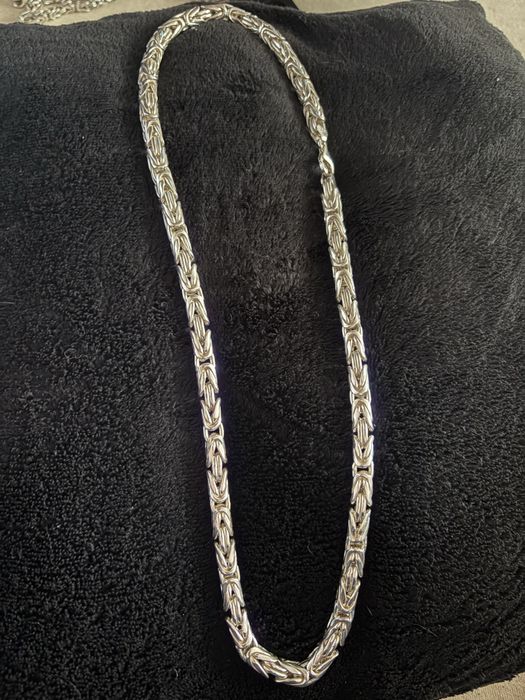 Lancuszek krolewski okragly