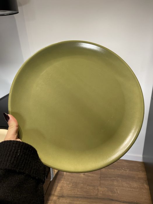 Set of 12 plates436593763864422405