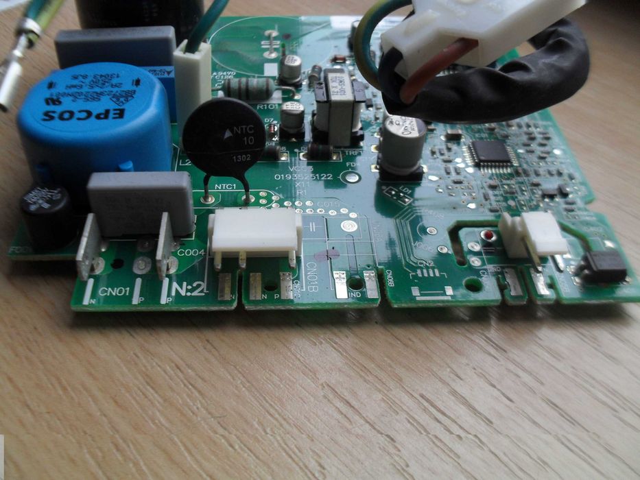 Продам плату для  инверторного компрессора