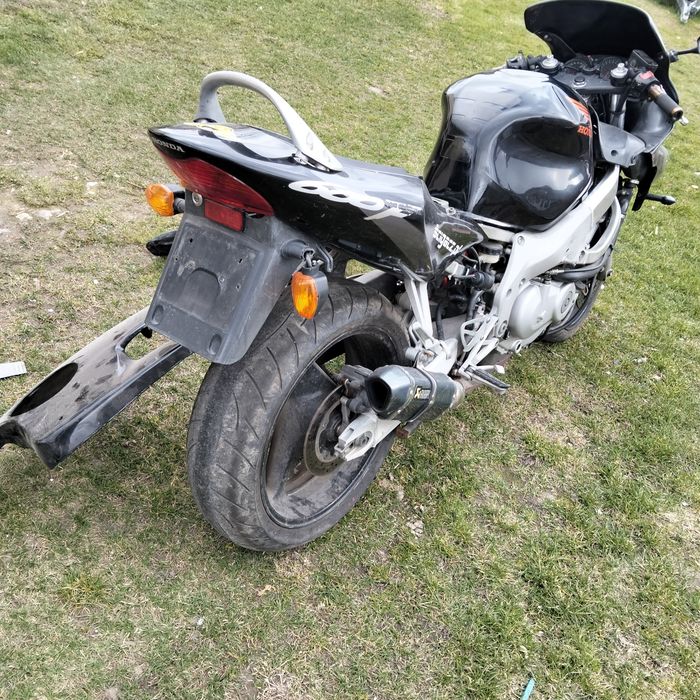 Części honda CBR 600 f4 lampa plastiki stacyjka pompa wydech set moduł
