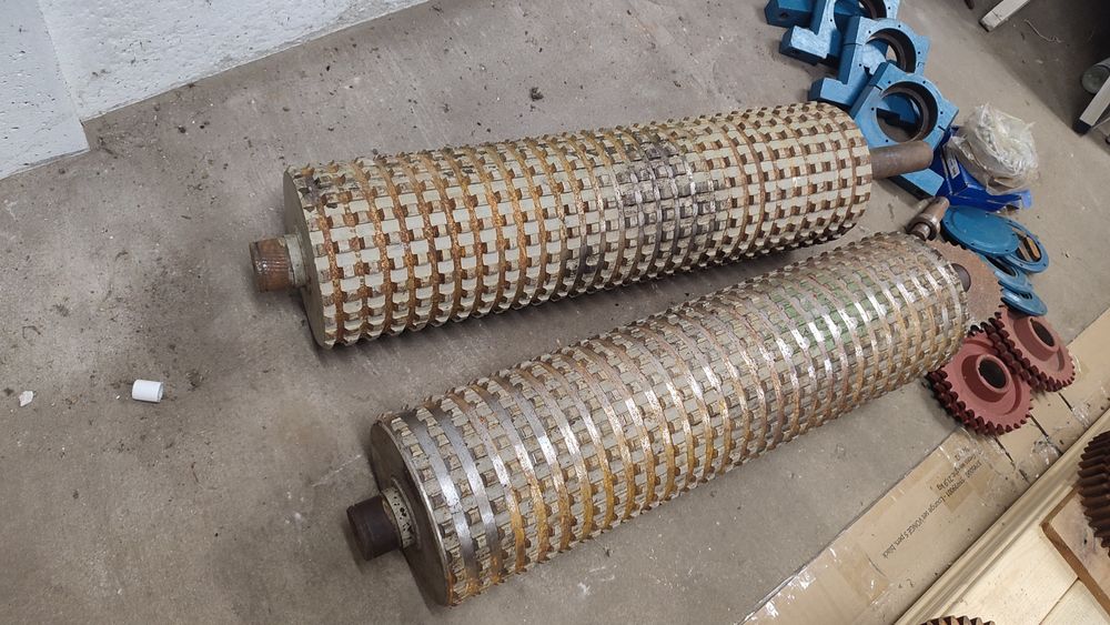 Kruszarka, wałki, walce kruszące do węgla ekogroszku, gruzu, torfu itp