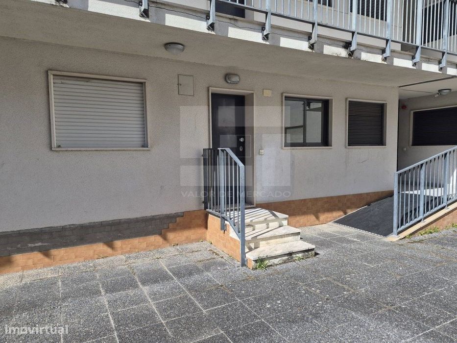 Apartamento T2 - Ameixoeira