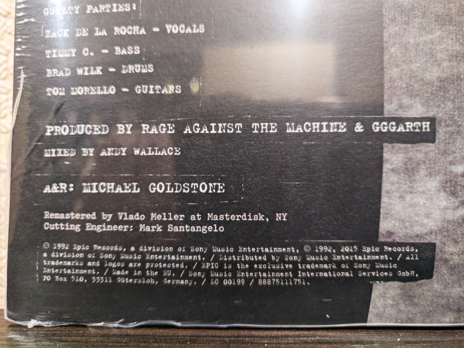 Винил Rage against the machine.