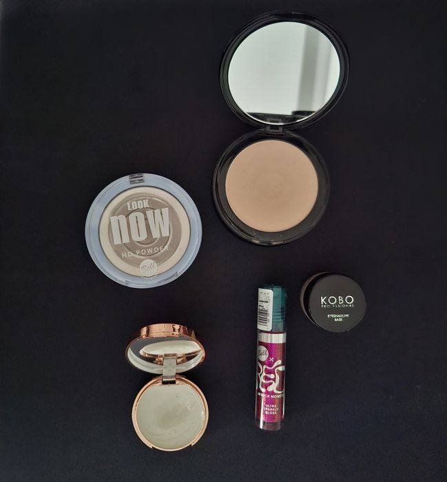 Kosmetyki MaxFactor/ Reserved