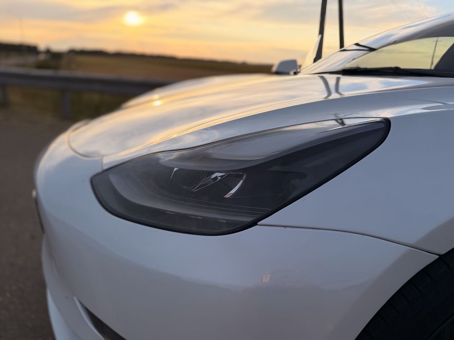 Tesla Model 3 Long Range 82.5 AWD
