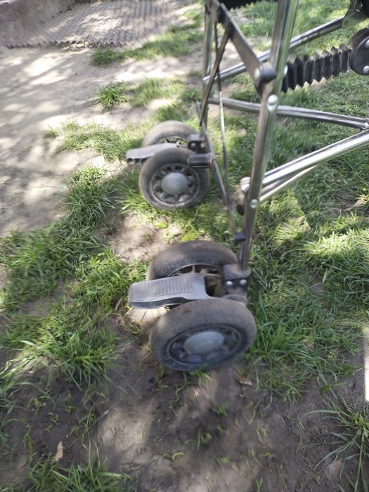 Коляски  дитячі , дитячій світ