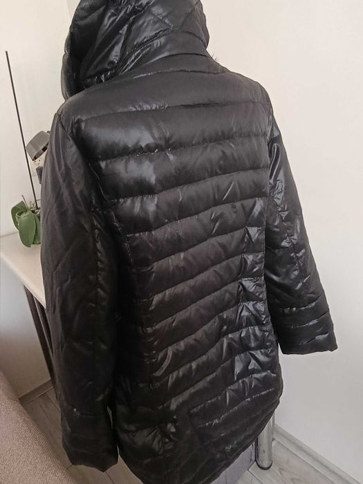 Kurtka pikowana ocieplana Monari.
