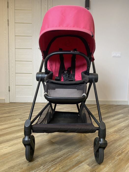 Cybex Mios прогулянкова коляска