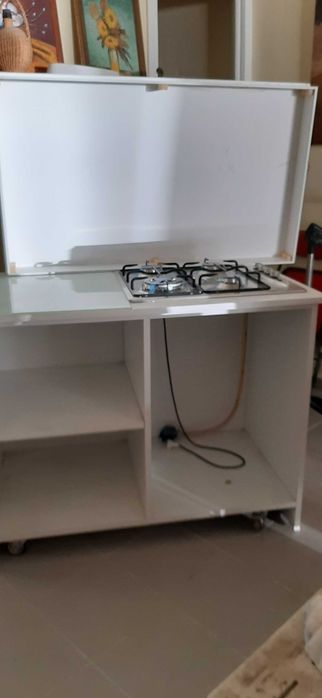 balcão para aulas de culinária ou doçaria