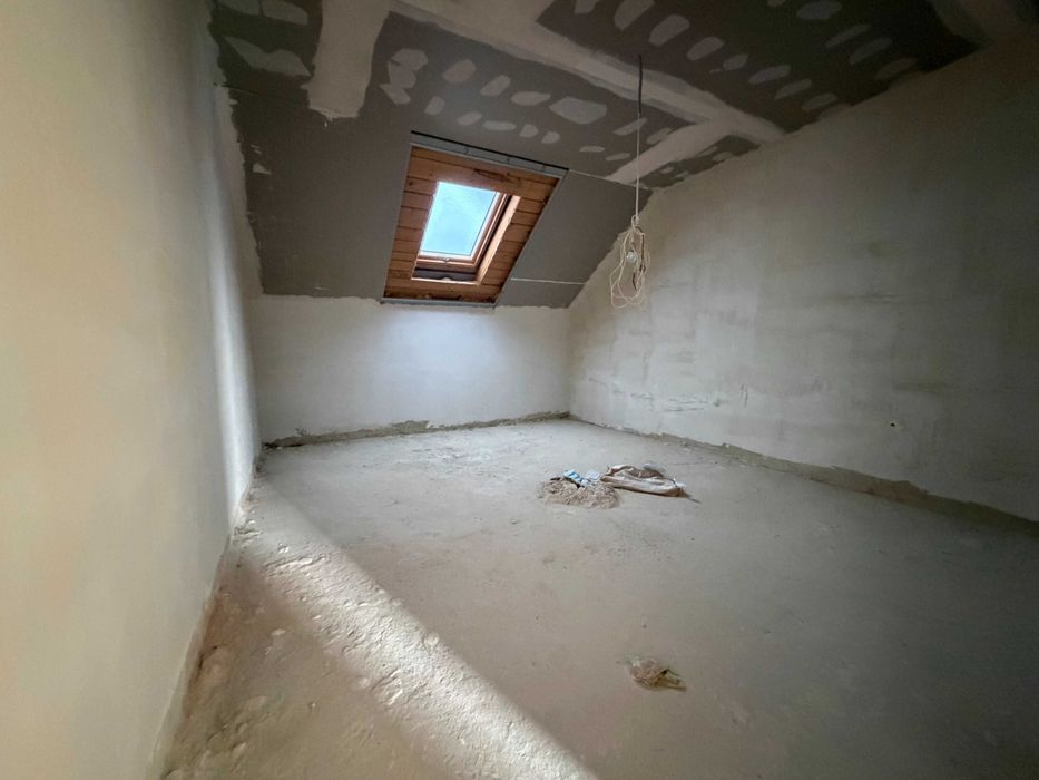 Шикарний Будинок біля Міста готовий до ремонту