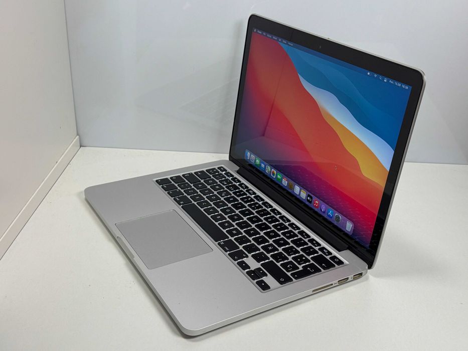 MacBook Pro 13インチ シルバー　Retina 2015 Amazon | 【整備済み品】 Apple MacBook Pro Retina Early 2015
