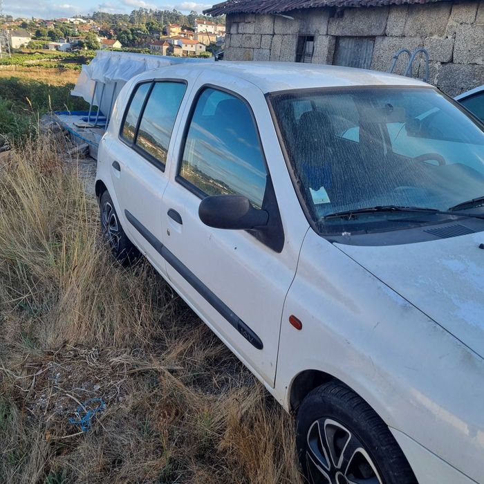 Carro para venda ou para peças