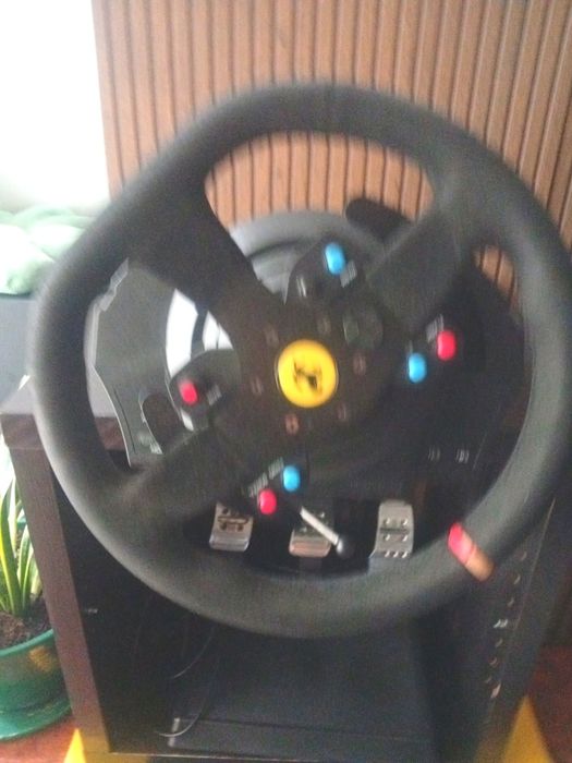 Volante PS4 só jogou 10 vezes