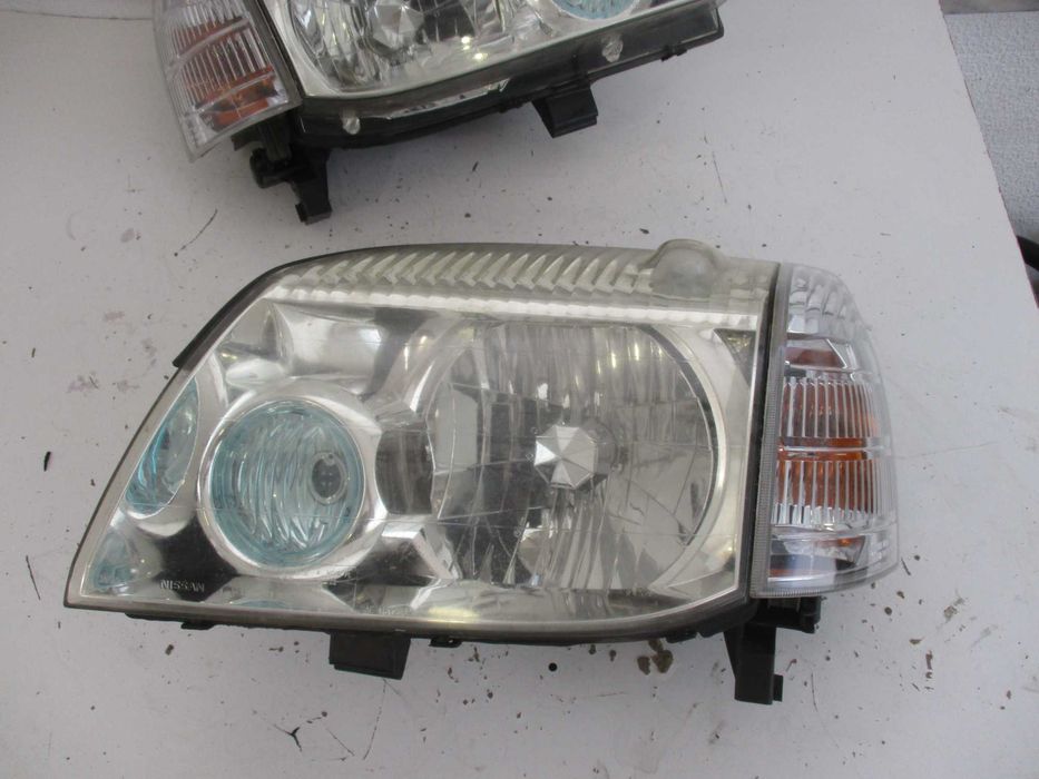 farol optica nissan X Trail 2006