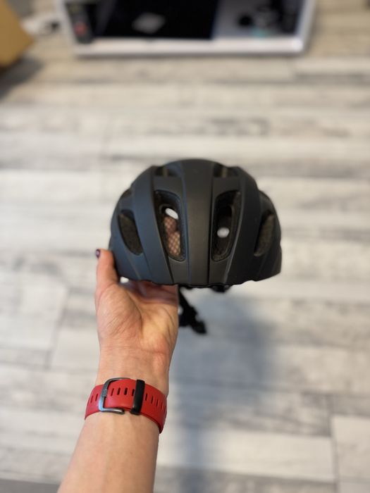 Велосипедний шолом R2 Cliff ATH22A